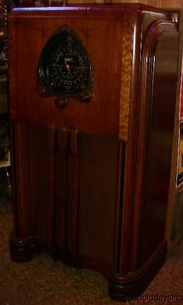 Antique Art Deco 1938 Zenith Tube Radio 6 S 254 Restored Works Well 