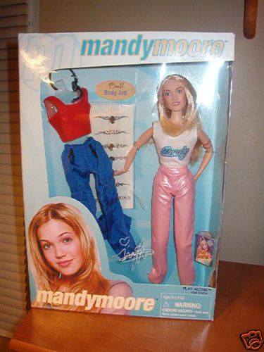 11 MANDY MOORE DOLL 2000 PLAY ALONG  