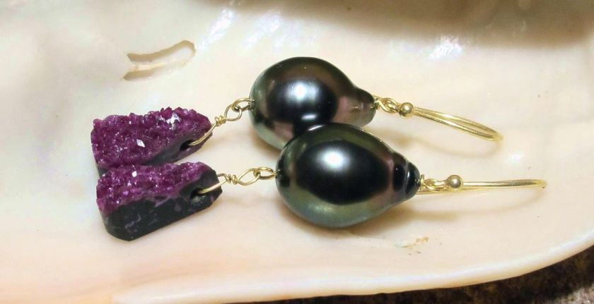 GORGEOUS 18K AAA TAHITIAN BLACK PEARL RED PURPLE DRUSY KAMMERERITE 