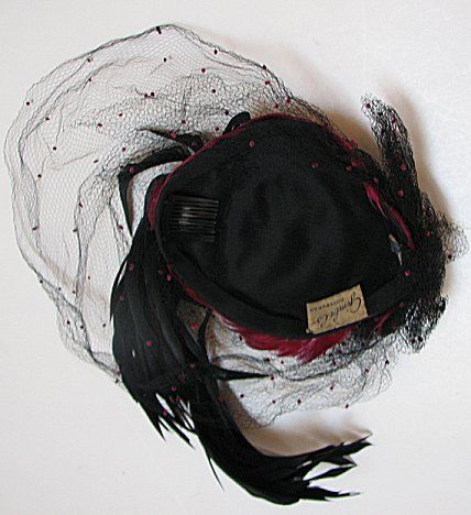 VINTAGE 30s HAT, MAGENTA & BLACK FEATHERS & VEIL #1243  