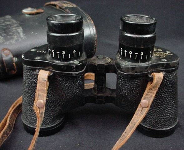   Universal Camera Corp BU Ships MK XXXIII Binoculars 6x30 WWII  