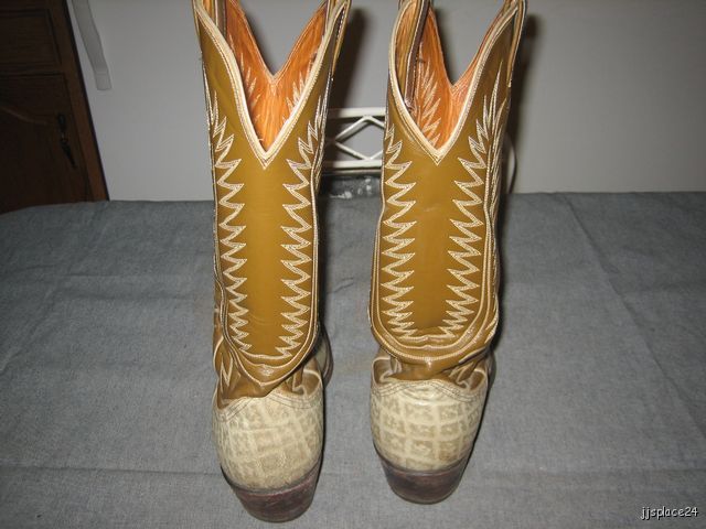 Vintage 1970s Nocona High Top Elephant Cowboy Boots  