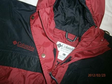 COLUMBIA XL Womens Red Raincoat/Windbreaker  
