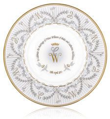 WILLIAM & KATE ROYAL WEDDING COMMEMORATIVE 3PC SET  