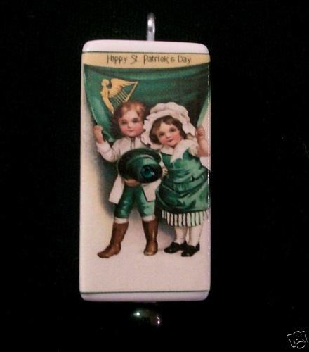 HAPPY ST. PATRICKS DAY VINTAGE POSTCARD DOMINO PENDANT  