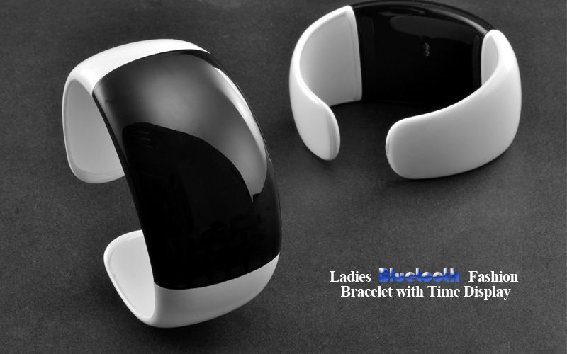 Bluetooth Fashion Bracelet w Time Display (Call/Distance Vibration 