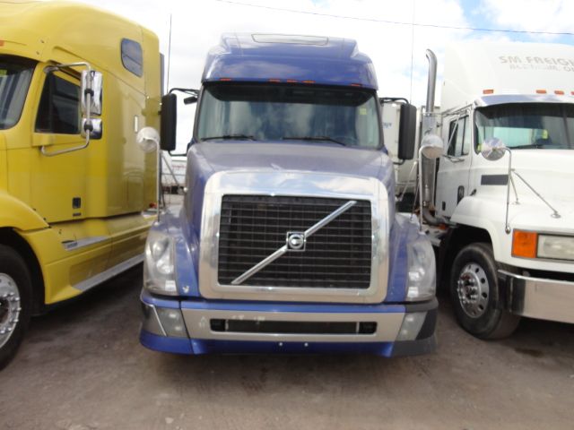 2007 Volvo VNL 670