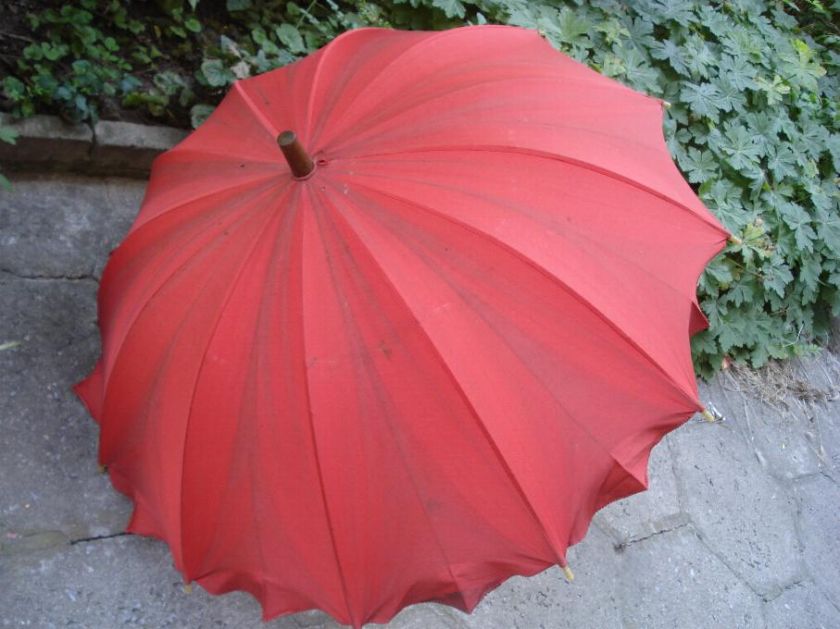 1920s VICTORIAN ERA LADY UMBRELLA w/RED AMBER  