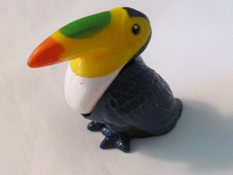 1998 Disney Tropical Toucan Bird Animal Kingdom MCD  