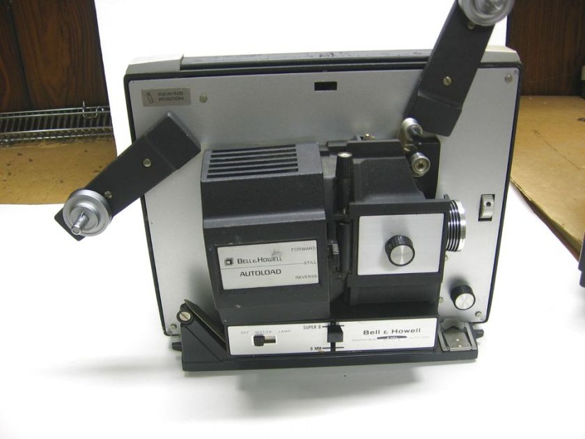 Bell & Howell Super 8 & 8 mm Autoload Film Projector NR  
