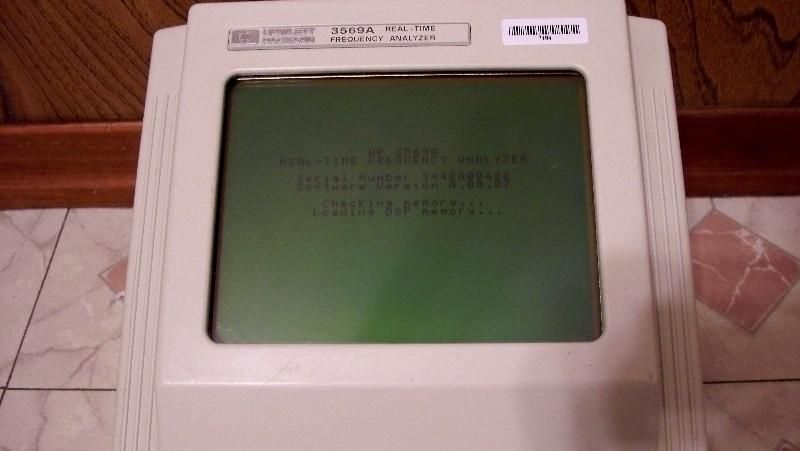 AGILENT HP 3569A HANDHELD 2 CH SIGNAL ANALYZER 3561A  