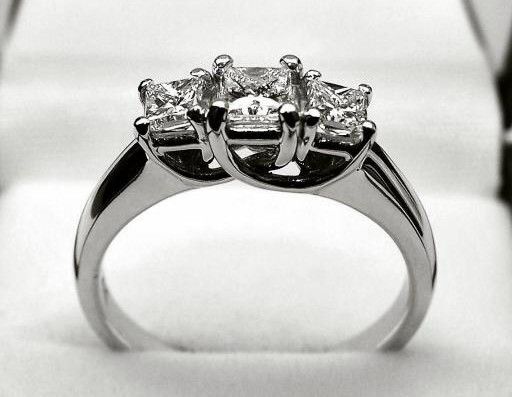 55CT 3 STONE PRINCESS CUT DIAMOND ENGAGEMENT RING  