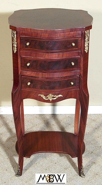 Mahogany & Walnut 3 Drawer Nightstand Bedside Table w/ Ormolu