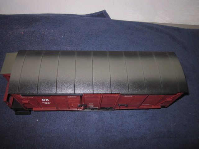 LGB 4263 G SCALE DR FOUR DOOR BRAKEMANS BOX CAR WITH METAL WHEELS 