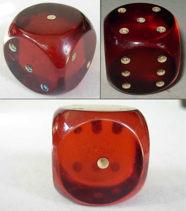 VINTAGE AMBER FATURAN DIE/A PIECE OF DICE, 1900 1920  