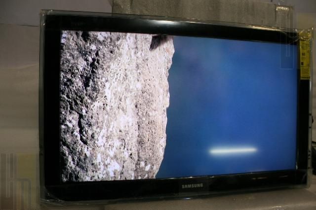 Samsung LN32D550 32 1080p HDTV LCD Television(BYy) 036725234796  