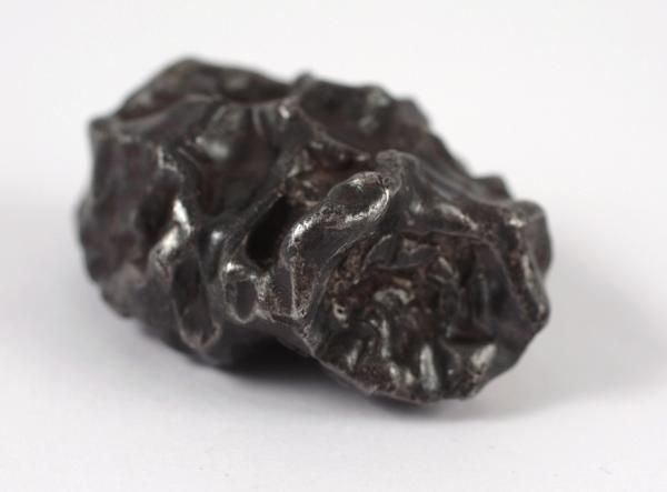 UNEQUALED SIKHOTE ALIN IRON METEORITE INDIVIDUAL 76g  