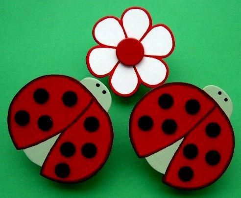 Ladybug parade flower daisy QUILT CLIPS wall room decor  