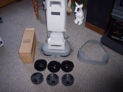 ELECTROLUX EPIC CARPET SHAMPOOER, NICE  