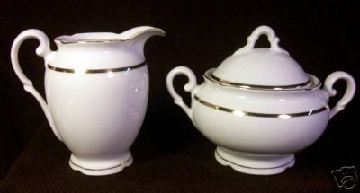 VINTAGE RFH CZECHOSLOVAKIA CREAMER & COVERED SUGAR B  