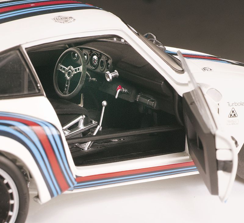   18 Porsche 935 Turbo #1 World Champion, Martini 1976 Dijon RLG18104