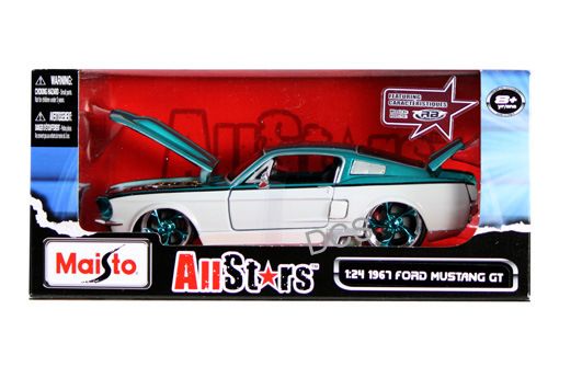 Maisto 1967 Ford Mustang GT Green/W 1/24 Diecast Car  