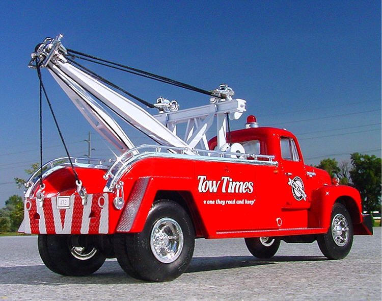 VR / 1957 IH R190 TOW TIMES Holmes Wrecker   First Gear  