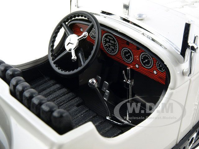 1931 MERCEDES BENZ SSKL WHITE 118 DIECAST MODEL CAR  