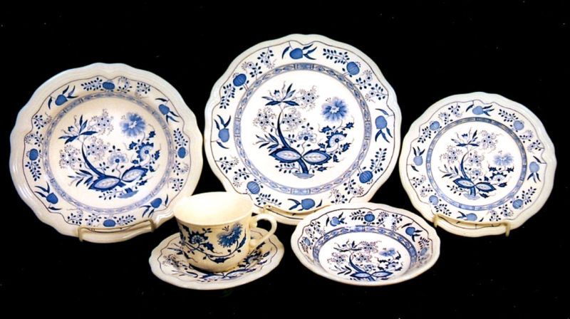 28 PCS JAPAN ORIENTAL ONION PAT 4610 IRONSTONE/CHINA  