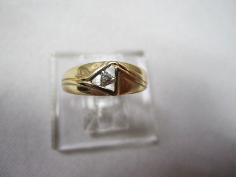14k Yellow Gold Ring with Trilliant Cut Diamond  