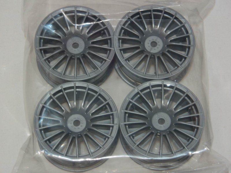 Tamiya 51046 SPARE PARTS R/C MEDIUM 18 SPOKES WHEEL X4  