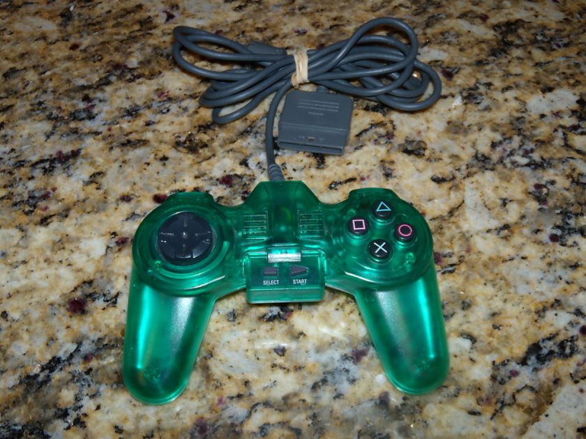 200 TOY INC. PS1 PS2 PS 1 2 SONY PLAYSTATION PLAY STATION CONTROLLER 