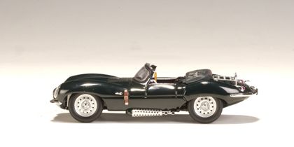 JAGUAR XK SS 1956 GREEN AUTOart 1/43_ 53752  