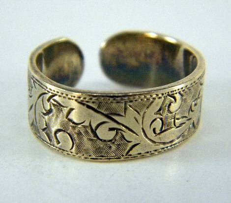 Vintage Etched Carved Siam Sterling Silver Ring Open Back Size 7 to 9 