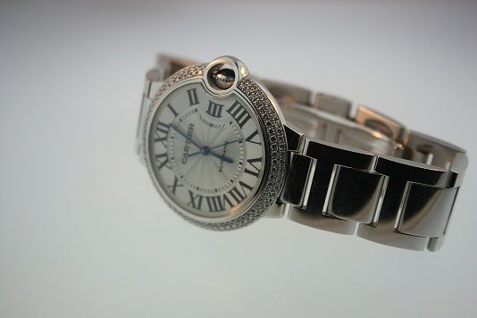 CARTIER BALLON BLUE 18K WITH DIAMOND BEZEL  