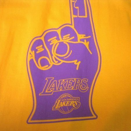 NEW NWT Gold Youth M LA LAKERS #1 foam finger T shirt  