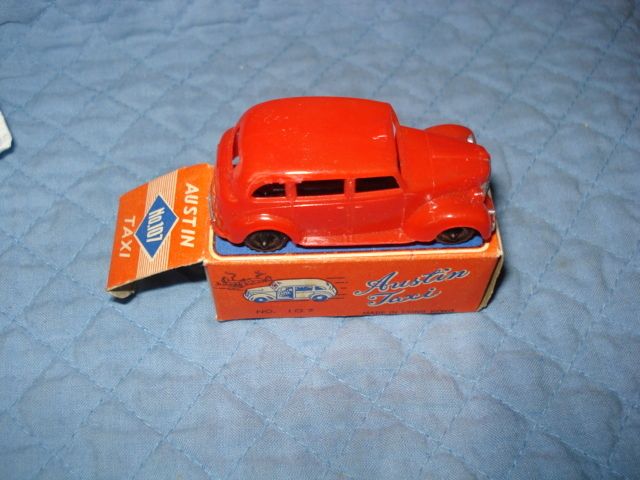 Austin Taxi VF NM, Plastic Car.Ib Original Box  