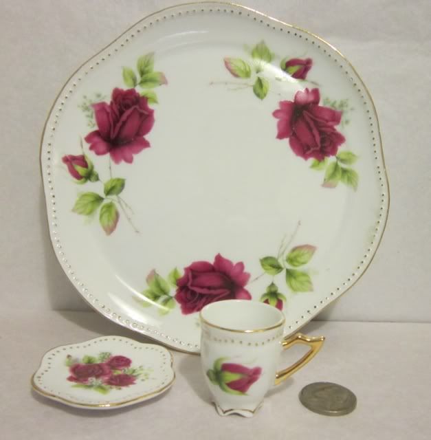 Doll Size TEASET   Victorias Garden   NEW  