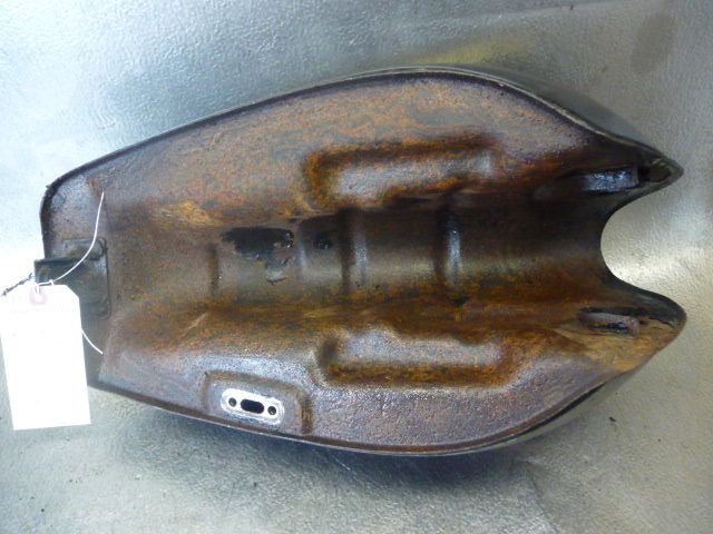 80 KAWASAKI LTD 440 KZ 440 GAS FUEL TANK  