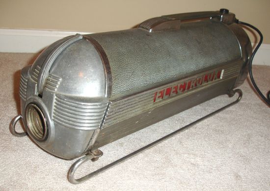 Electrolux ART DECO Vintage Vacuum Cleaner + Attachments  