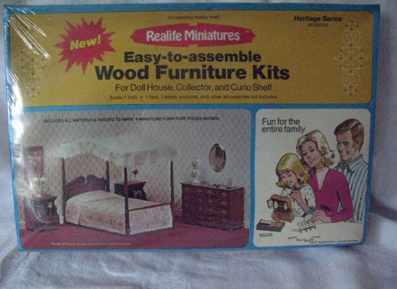 Realife Miniatures Heritage Bedroom Furniture Vntg. NIB  