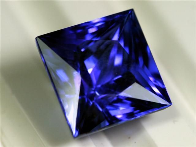 NATURAL 14.75ct Loose Princess cut TANZANITE AMAZING STONE  