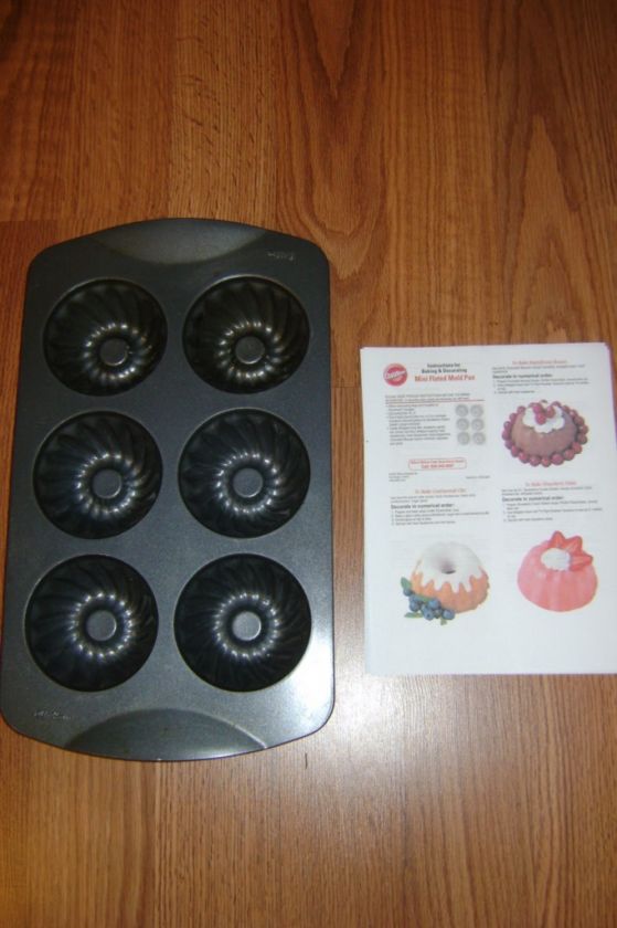 Wilton Non Stick Mini Fluted Mold Cake Pan,Instructions  