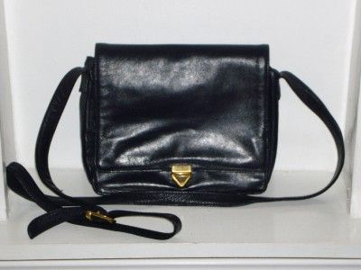   Supple Navy Blue Leather Cross Body Messenger Bag Handbag EUC  