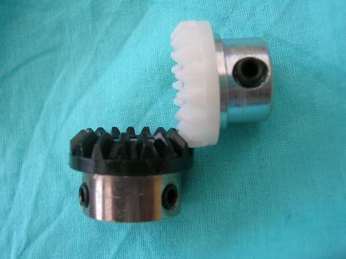 SINGER SEWING MACHINE HOOK TIMING DRIVE GEAR SET NEW  