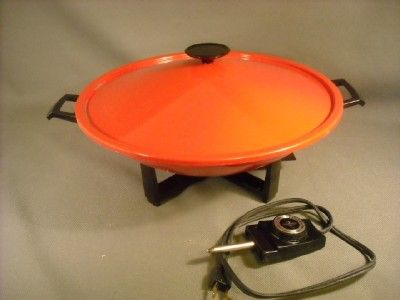 WEST BEND WOK #5109 MANDARIN RED  